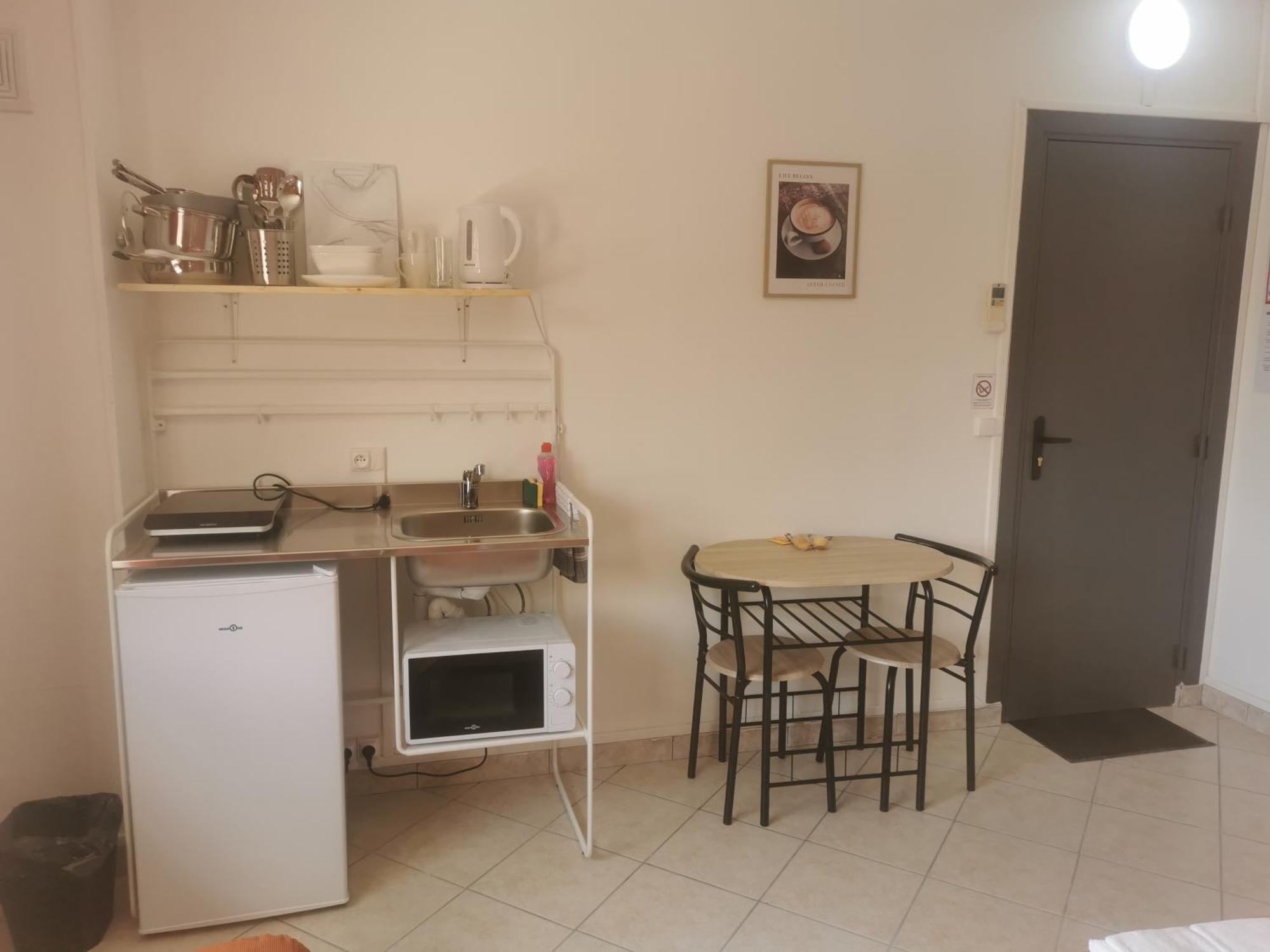 Appartement 4 , Disneyland - Parking Gratuit - Maison Des Platanes Meaux Exterior photo